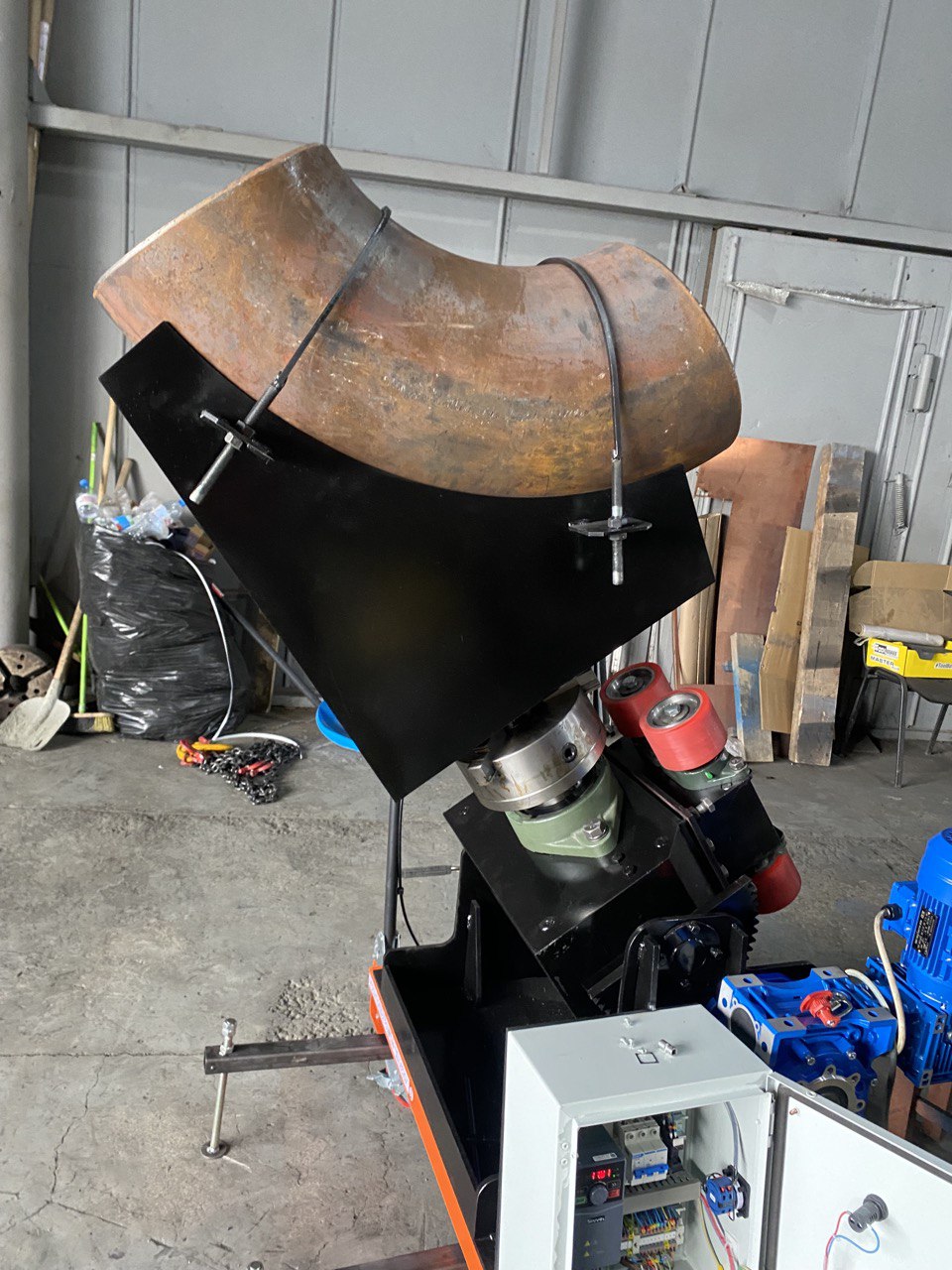 Универсальный сварочный позицонер-вращатель САВС УПТР 